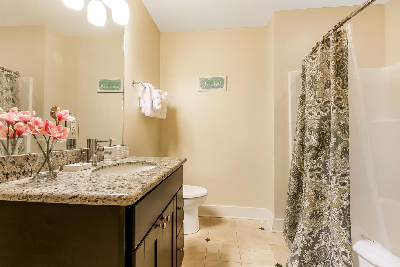 Beautiful Condos Steps From French Quarter And Bourbon St Новый Орлеан Экстерьер фото