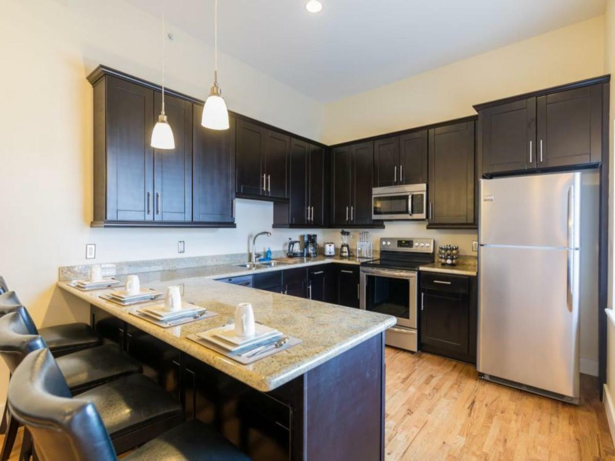 Beautiful Condos Steps From French Quarter And Bourbon St Новый Орлеан Экстерьер фото