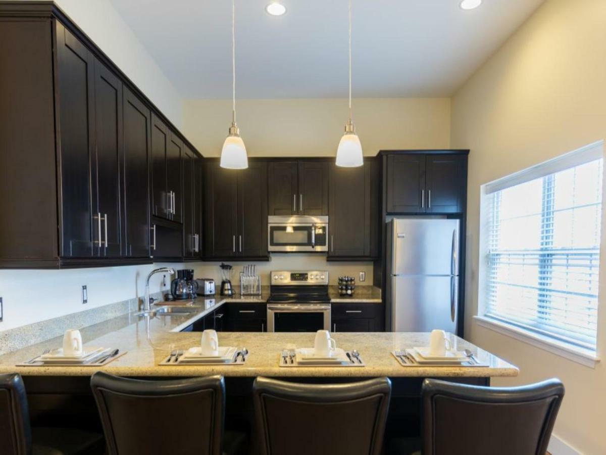 Beautiful Condos Steps From French Quarter And Bourbon St Новый Орлеан Экстерьер фото